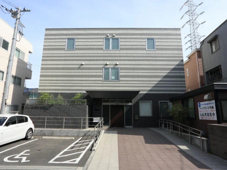 ハートランド川崎 の施設写真・外観・居室