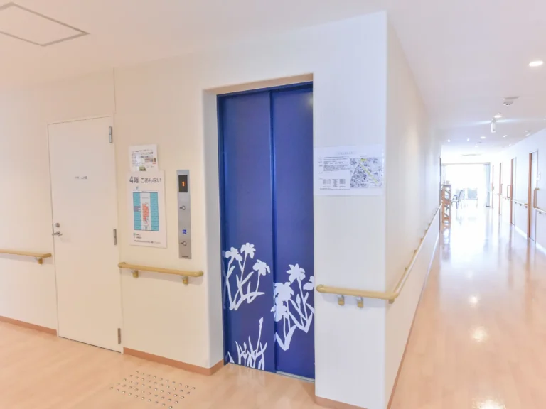 ミアヘルサ オアシス東新小岩 の施設写真・外観・居室