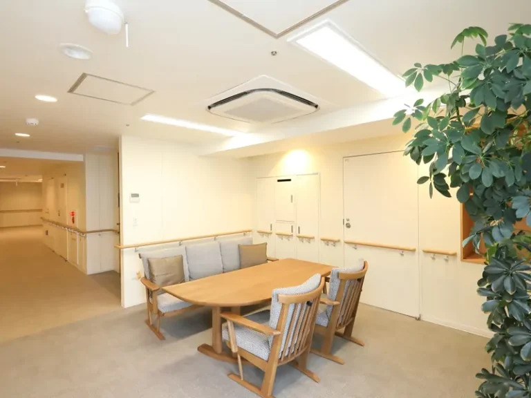 コーシャハイム千歳烏山 の施設写真・外観・居室