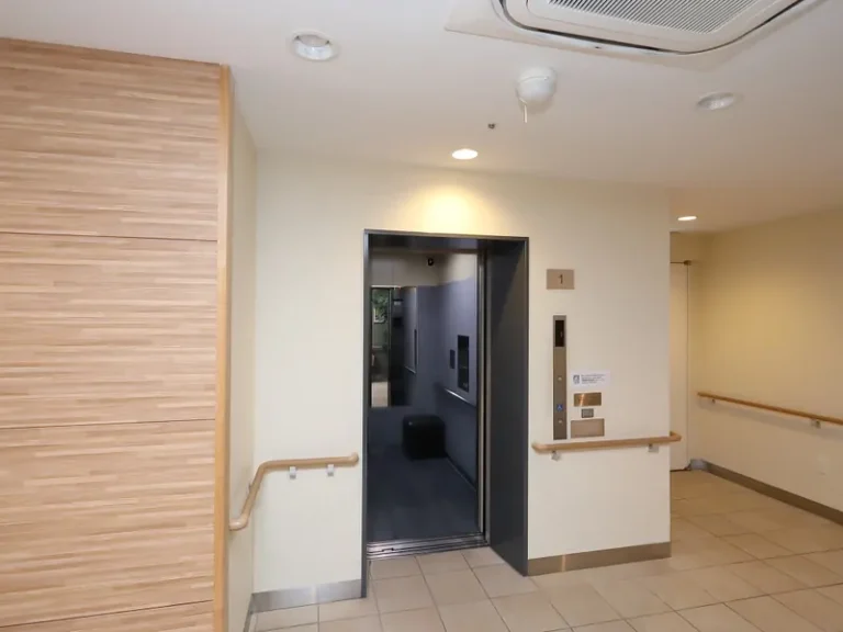コーシャハイム千歳烏山 の施設写真・外観・居室