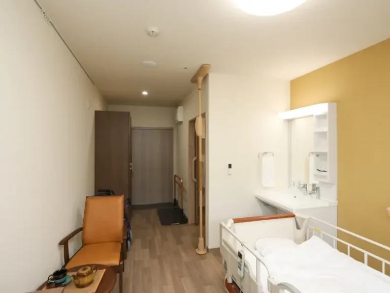 ココファン武蔵境 の施設写真・外観・居室