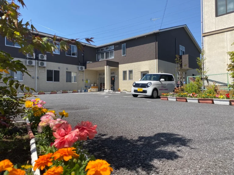 やさしえ三鷹中原 の施設写真・外観・居室