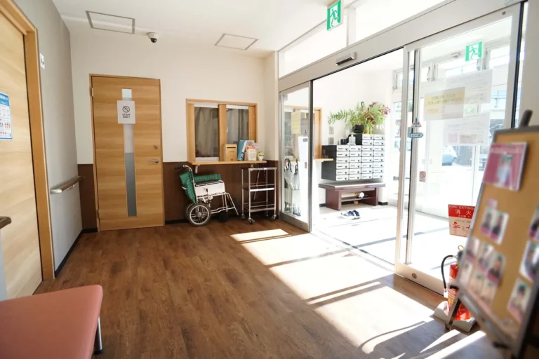 やさしえ三鷹中原 の施設写真・外観・居室