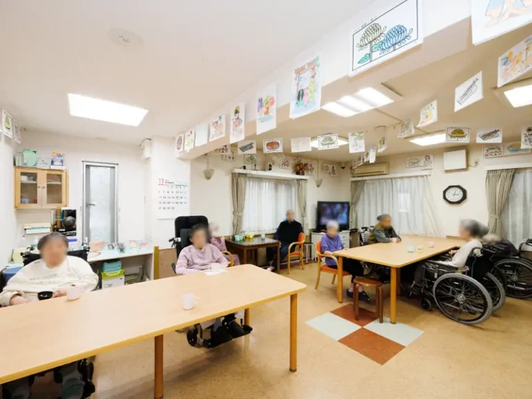 足立やわらぎ苑 の施設写真・外観・居室
