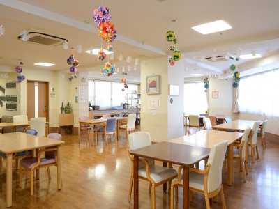 プレザンメゾン足立東伊興 の施設写真・外観・居室