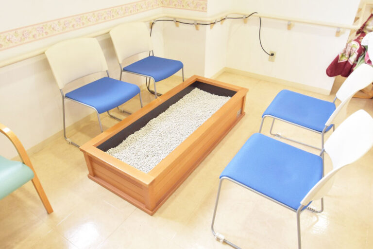 万葉のさと梶ヶ谷 の施設写真・外観・居室