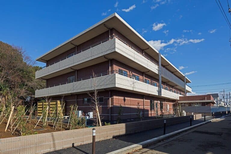 ベストライフ三鷹 の施設写真・外観・居室