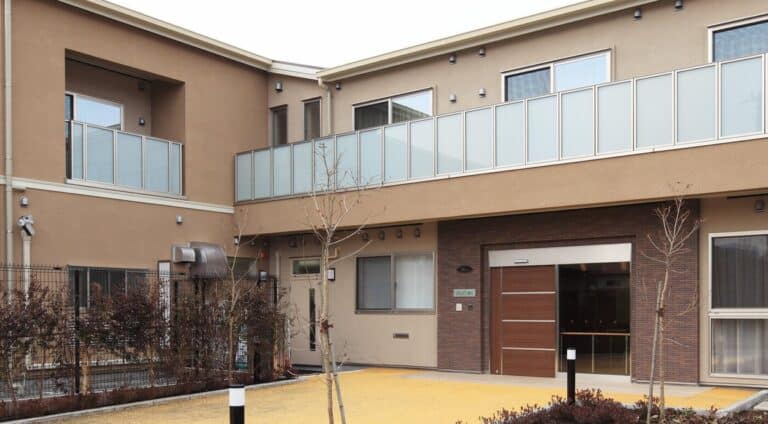 グランダ三鷹台 の施設写真・外観・居室