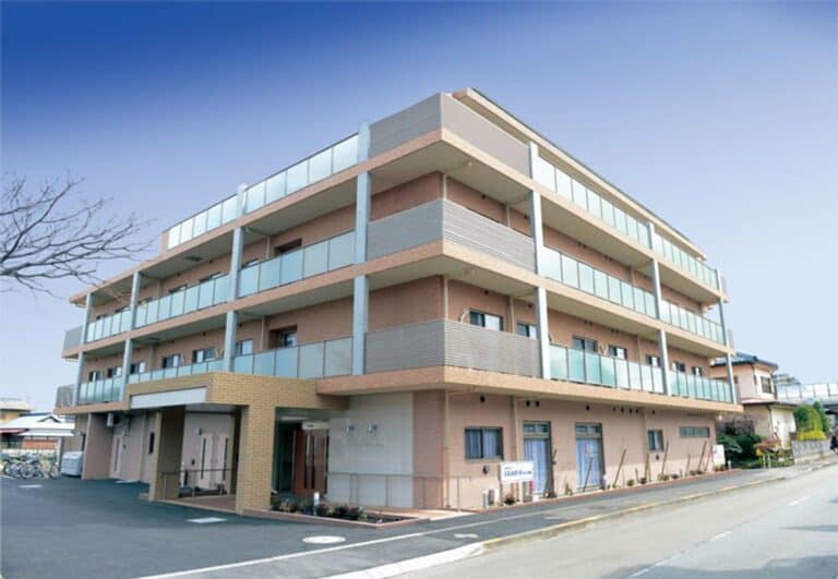 グッドタイムナーシングホーム・府中弐番館 の施設写真・外観・居室