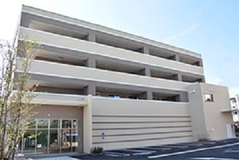 ベストライフ横浜大口 の施設写真・外観・居室