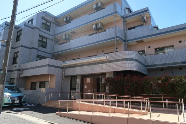 グッドタイムナーシングホーム・大泉学園 の施設写真・外観・居室