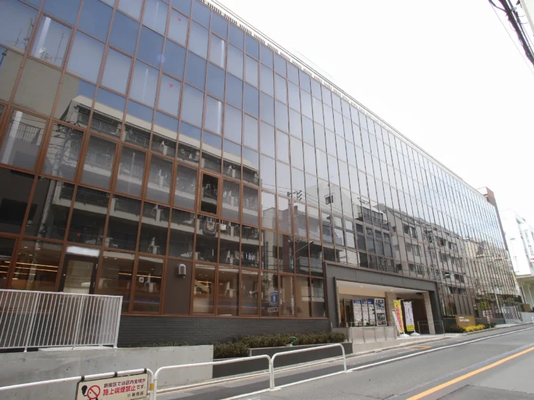 プレザングラン新宿下落合 の施設写真・外観・居室