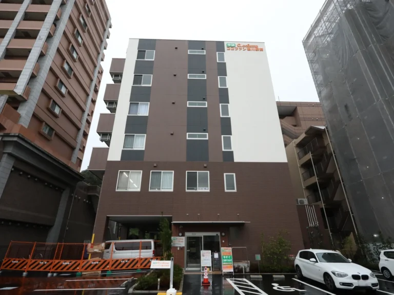 ココファン鶴川駅前 の施設写真・外観・居室