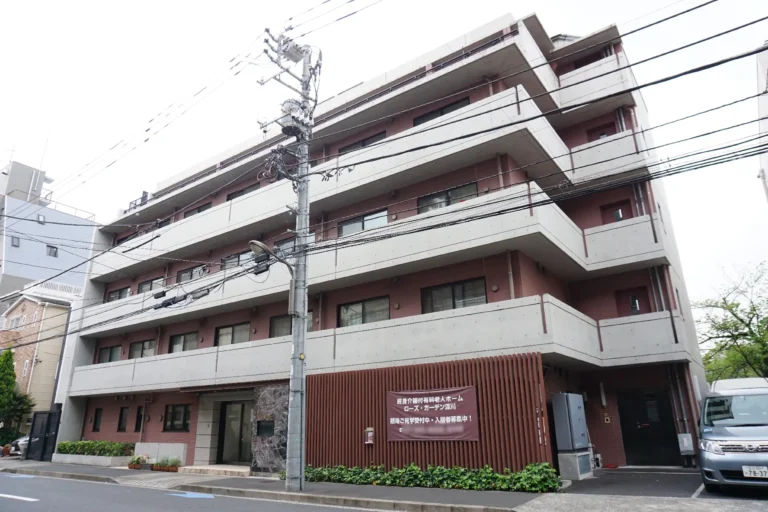 ローズ・ガーデン深川 の施設写真・外観・居室