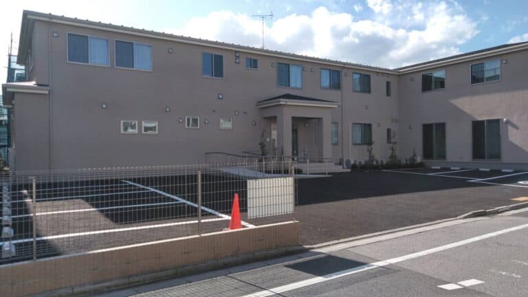 【医療特化・個別リハビリ対応】みつばメゾン川口領家東棟 の施設写真・外観・居室