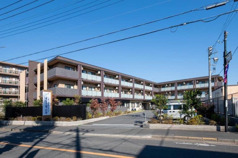 イリーゼ小平 の施設写真・外観・居室