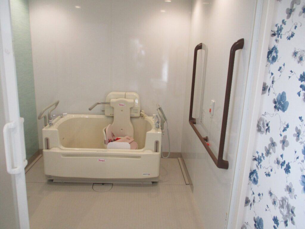 住宅型有料老人ホーム はなごころ新横浜 の施設写真・外観・居室