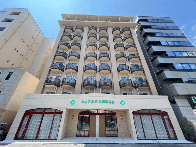 シニアホテル横浜西口 の施設写真・外観・居室