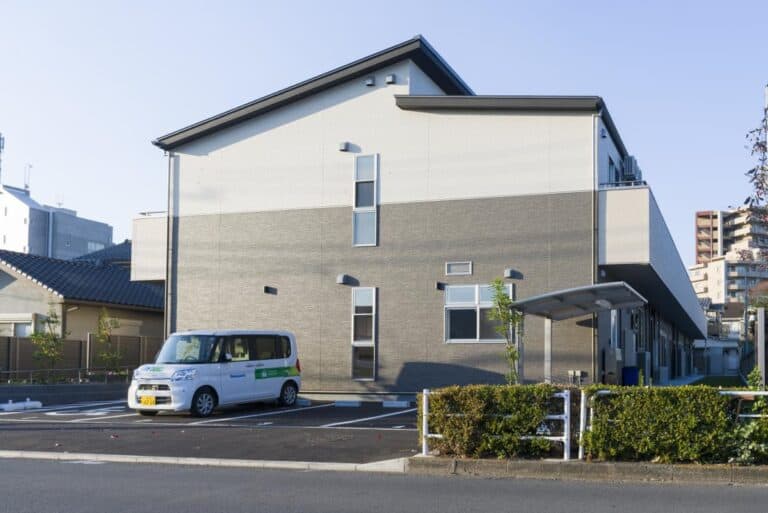 エイジフリーハウス 府中栄町 の施設写真・外観・居室