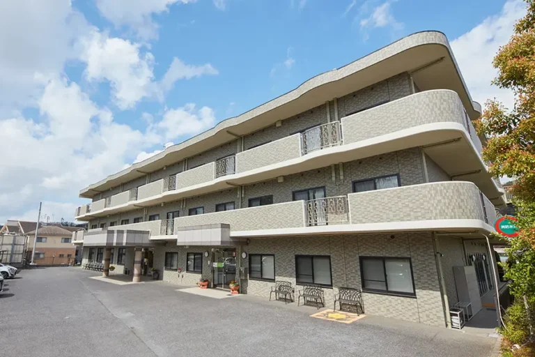 ケアライフ金井 の施設写真・外観・居室