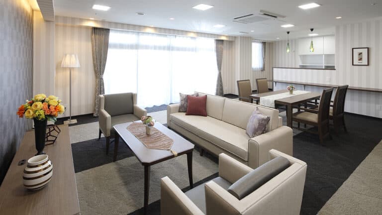 メディカル・リハビリホームグランダ玉川学園 の施設写真・外観・居室