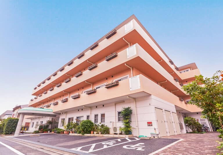 デンマークINN府中 の施設写真・外観・居室
