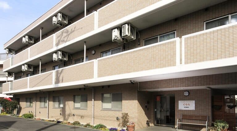 メディカル・リハビリホームくらら京王東府中 の施設写真・外観・居室