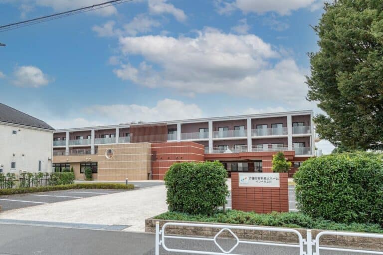 イリーゼ立川 の施設写真・外観・居室