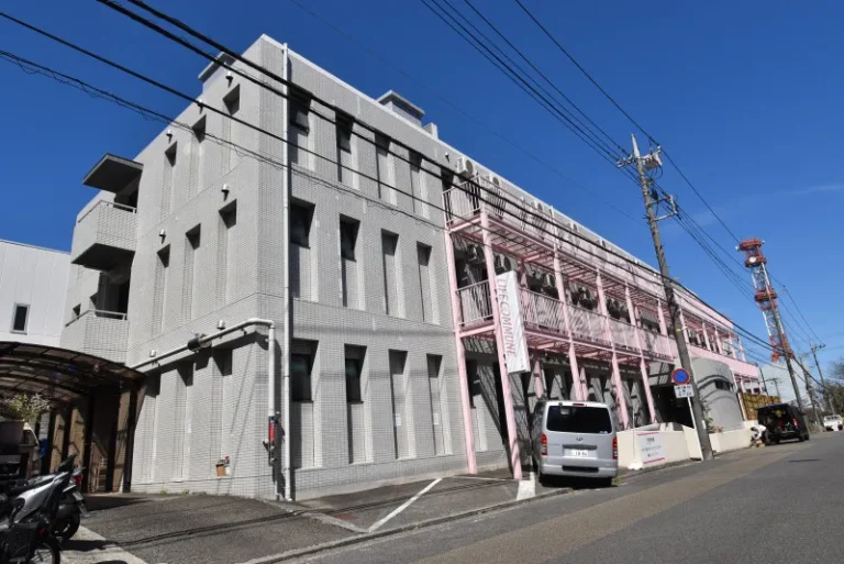 ライフコミューン市ケ尾 の施設写真・外観・居室
