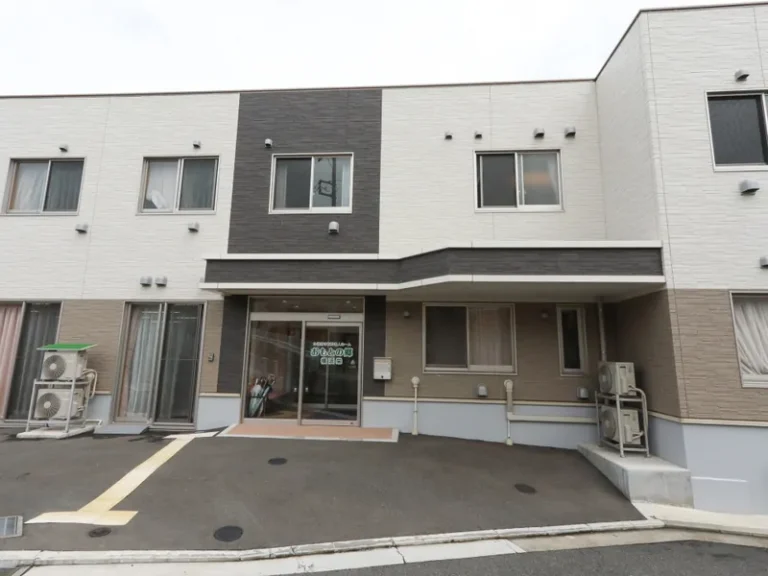 介護付き有料老人ホーム おもとの郷横浜栄 の施設写真・外観・居室