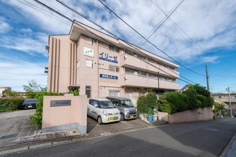 イリーゼあざみ野 の施設写真・外観・居室