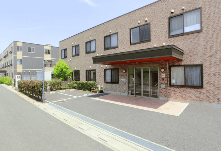 おおみや公園翔裕館Ⅰ号館 の施設写真・外観・居室