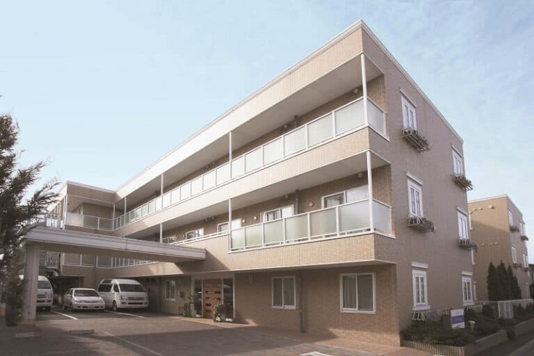 ニチイホーム大宮 の施設写真・外観・居室