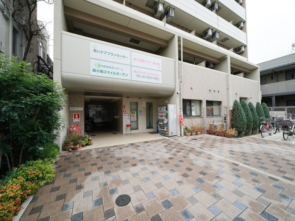 04