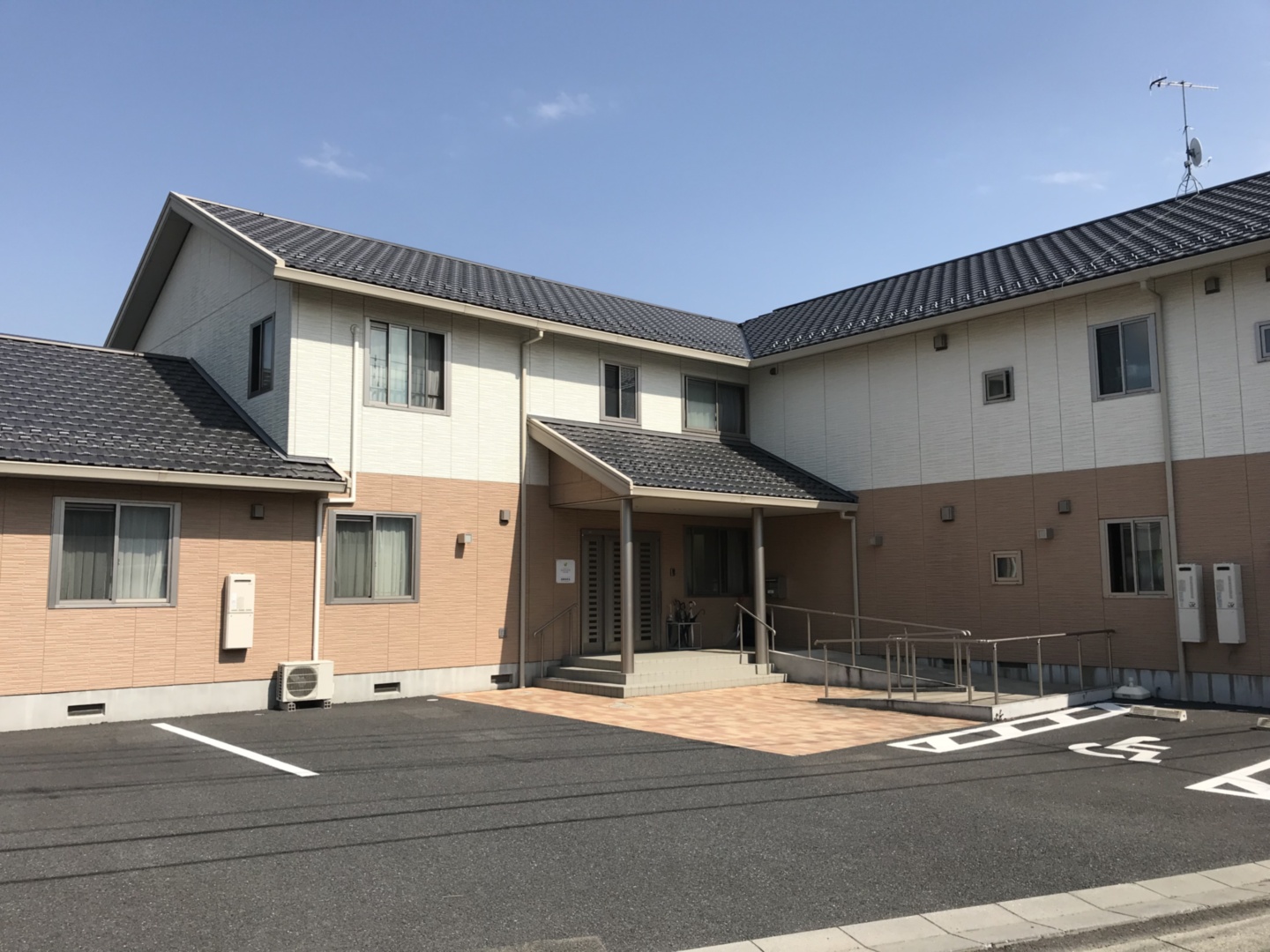 SOMPOケア　ラヴィーレ海老名