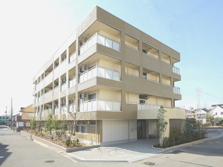 介護付有料老人ホームプレザンメゾン伊丹西野