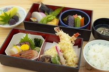 伊豆高原〈ゆうゆうの里〉
