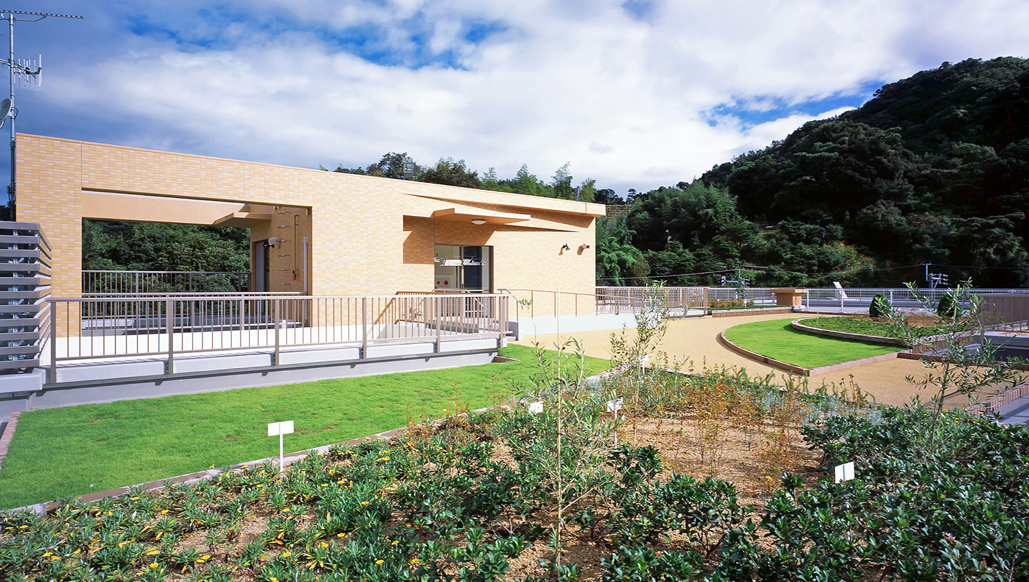 有料老人ホーム　ふれあいの里山田