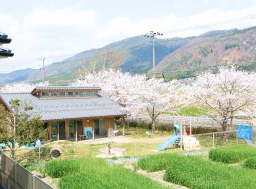 特別養護老人ホーム　亀岡園