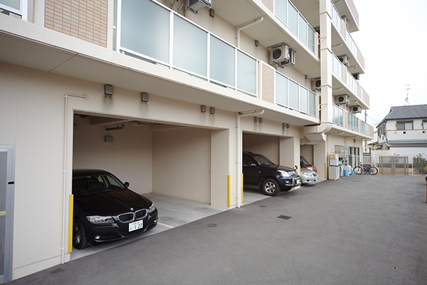 スーパー・コート川西
