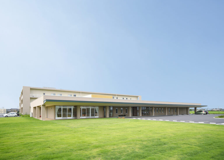 介護老人福祉施設　こうのすタンポポ翔裕園