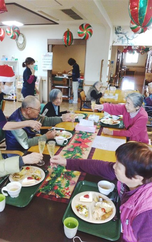 こしがや翔裕館