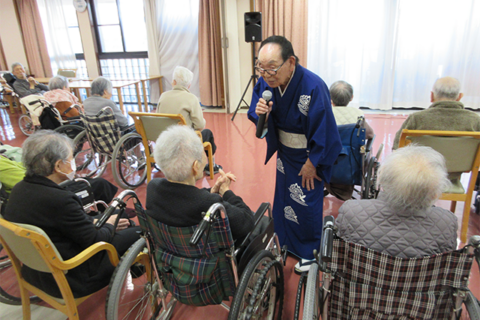 地域密着型特別養護老人ホーム三戸里園