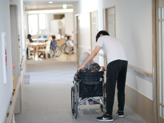 介護付有料老人ホーム　カーサヴェッキオ