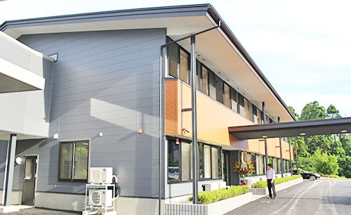 サービス付き高齢者向け住宅　温ったまる