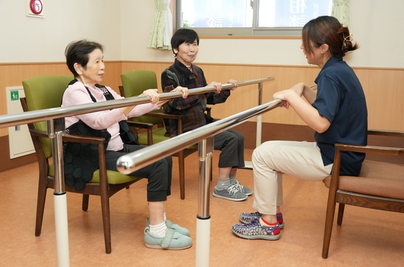 やとみ翔裕館