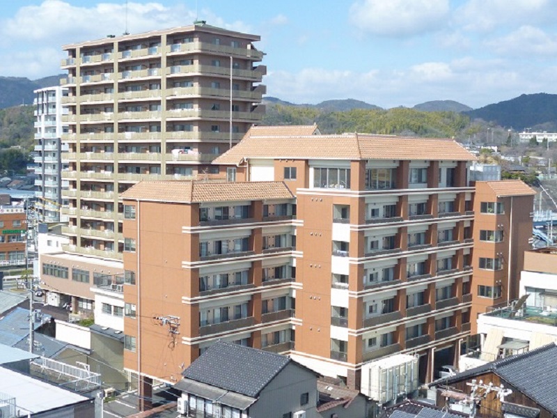 特定施設入居者生活介護　きららラポール西御所