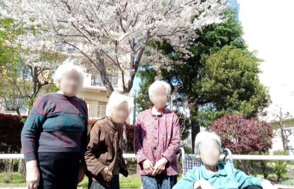 もえぎ三鷹上連雀