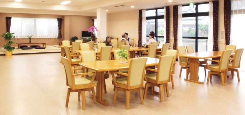 介護付有料老人ホーム　ケアライフ花の里