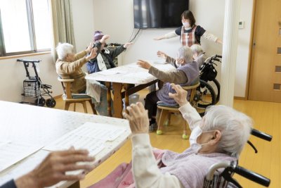 ファミリーケア巣南
